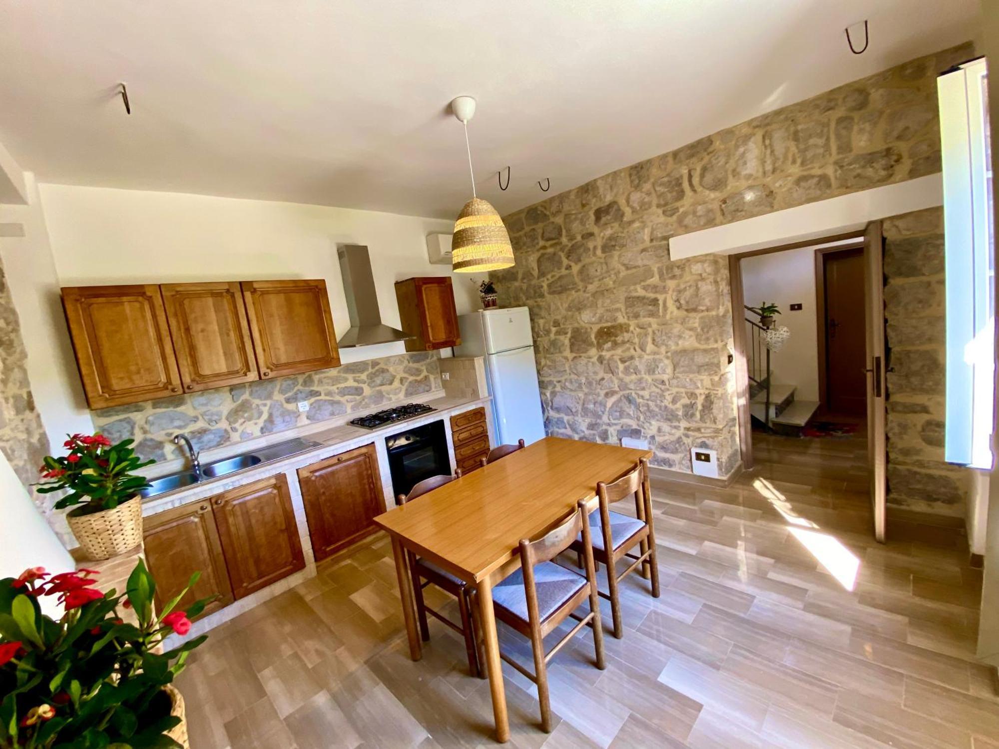 La Casa Di Nonna Tella Lenola Exterior foto
